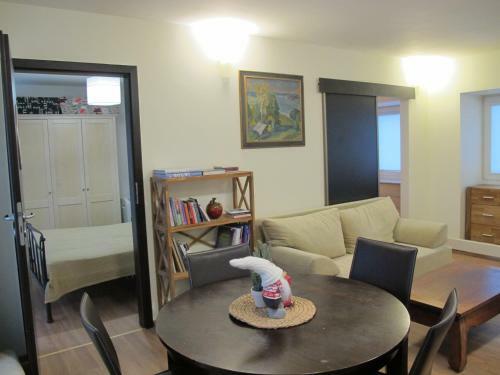 Nida Purvyn?s 51 Apartamentai