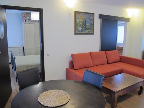 Nida Purvyn?s 51 Apartamentai