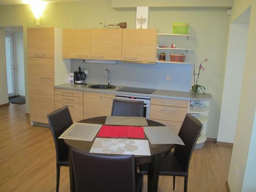 Nida Purvyn?s 51 Apartamentai