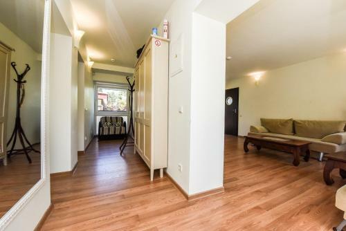 Nida Purvyn?s 51 Apartamentai