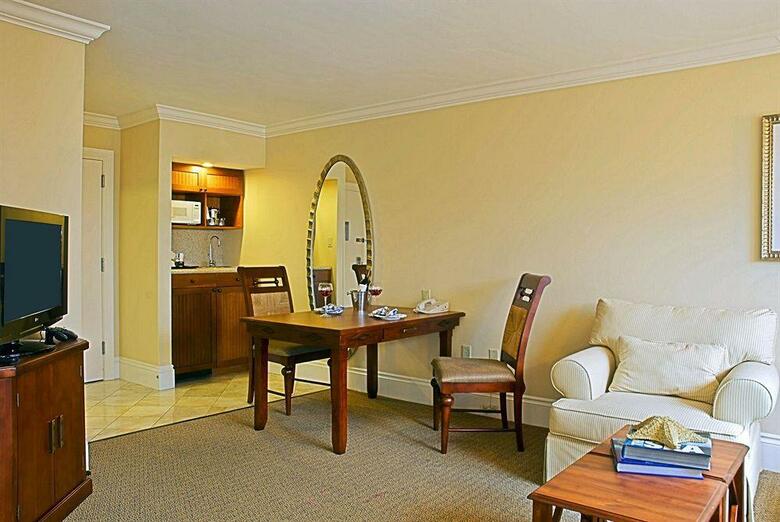 Sheraton Suites Key West Hotel