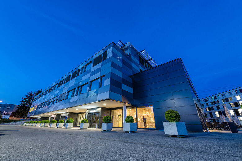 Discovery Hotel
