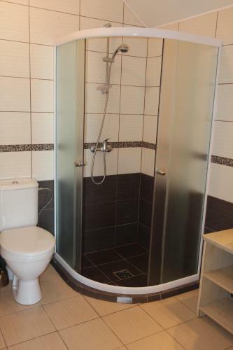 Hostal Sve?i? Namai Danivila