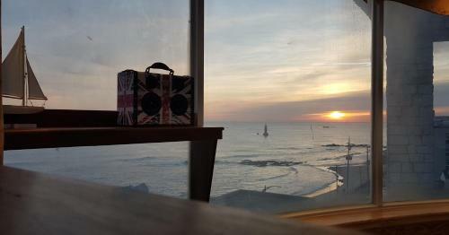 Seaside Sunrise Pension