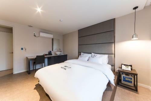 Hotel M7