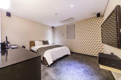 Jbis Hotel