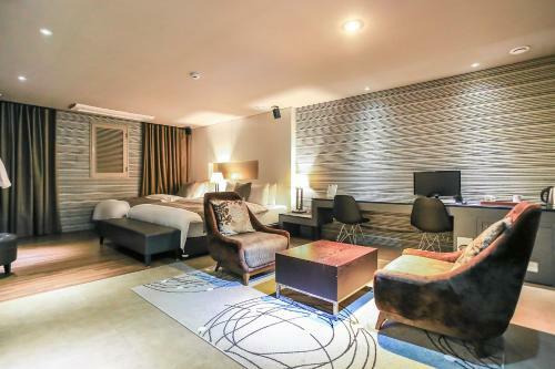 Jbis Hotel