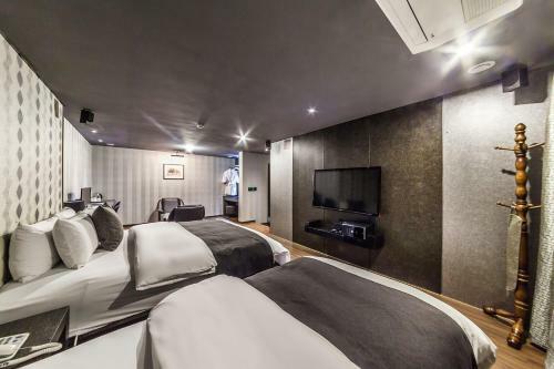 Jbis Hotel