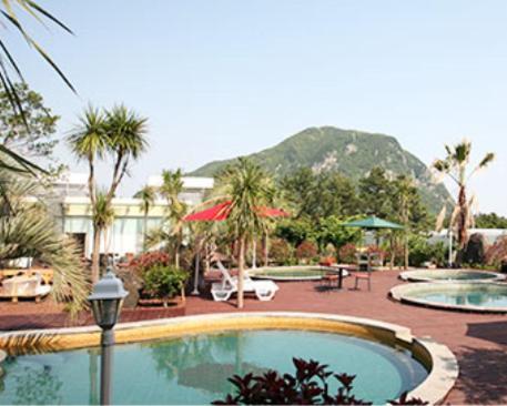 Hostal Sanbangsan Hot Spring Guesthouse