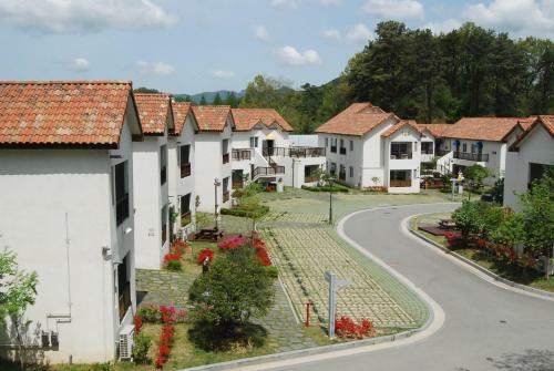 Meta Hotel & Resort