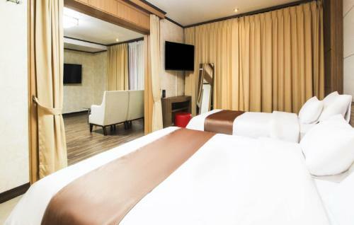 Uljin Grand Hotel