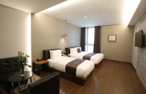 Rest Hotel