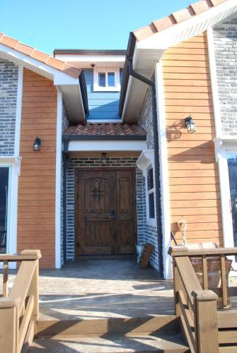 Sunny Terrace