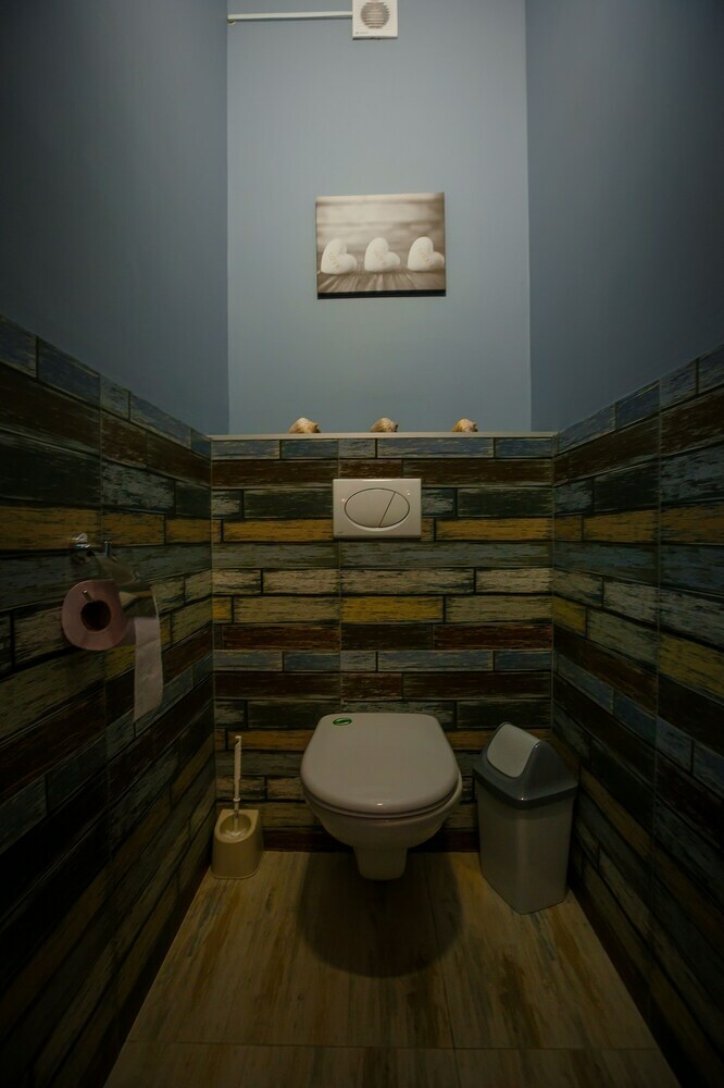 Mountain Road Hostel