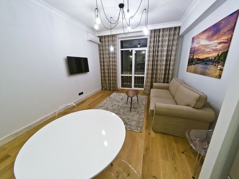 Opera Apartments