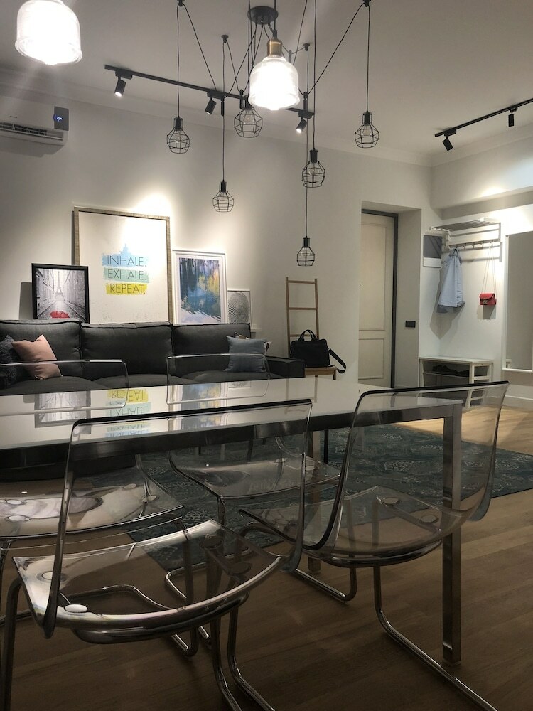 Opera Apartments