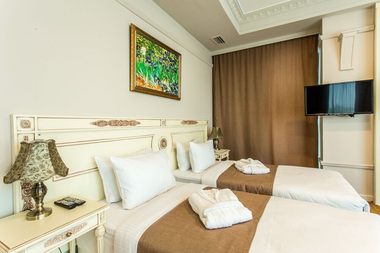 Golden Mir Hotel & Spa