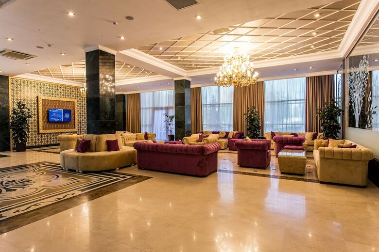 Golden Mir Hotel & Spa