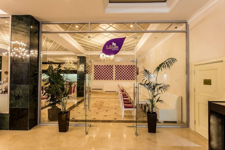 Golden Mir Hotel & Spa