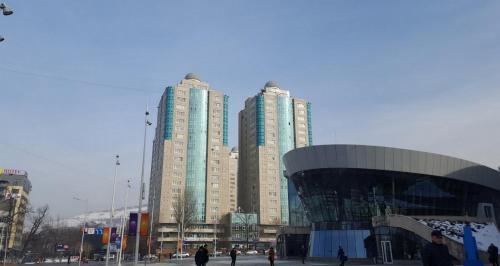 Apartamento Ahome 30 At Dostyk 162