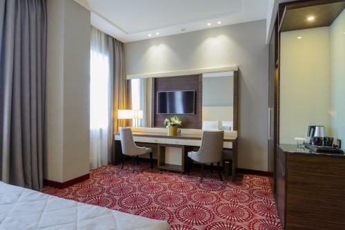 Hotel Senator
