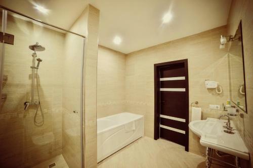 Marko Polo Aksay Hotel