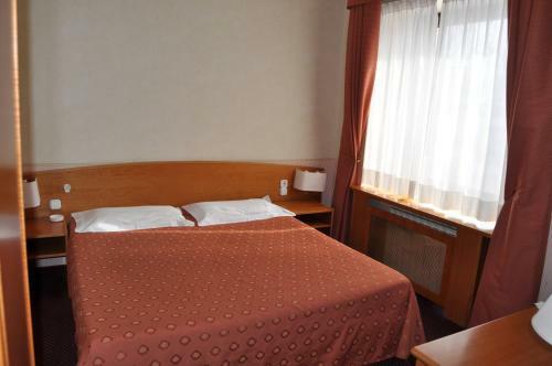 Marko Polo Aksay Hotel