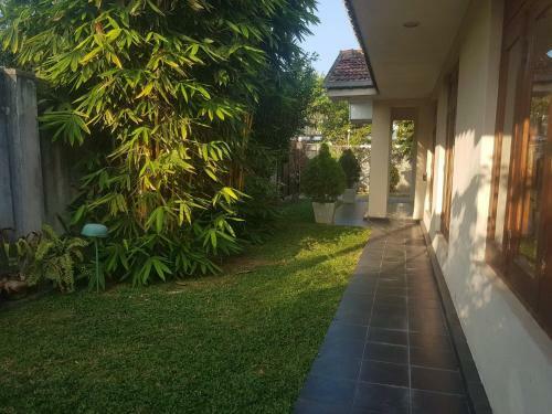 Villa 207/5, Chinthana Road
