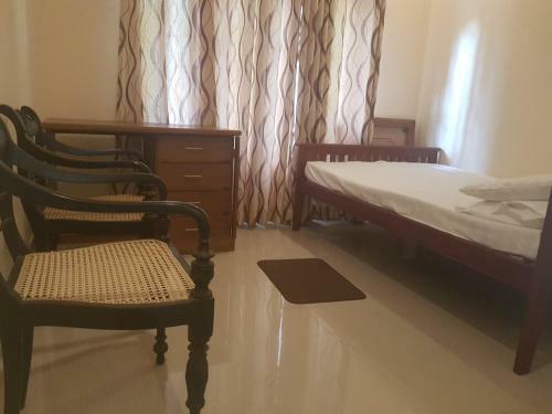 Villa 207/5, Chinthana Road