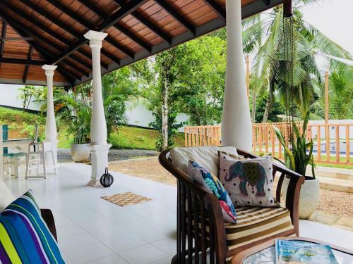 Bed & Breakfast Cocoste Paradise Villa