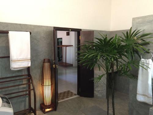 Bed & Breakfast Cocoste Paradise Villa