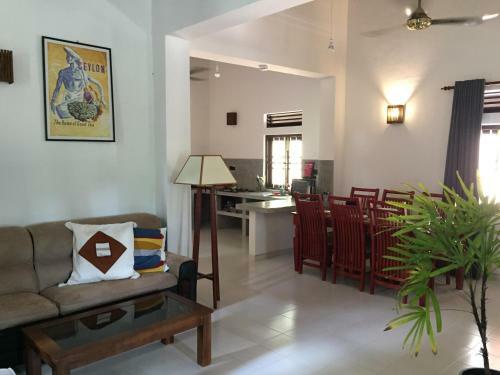 Bed & Breakfast Cocoste Paradise Villa