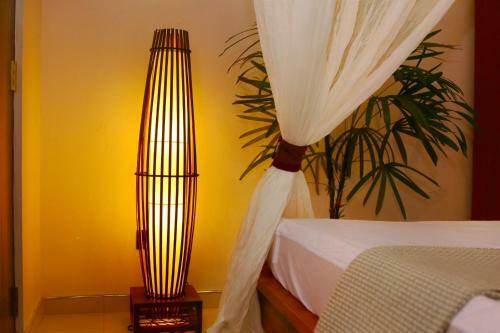 Bed & Breakfast Cocoste Paradise Villa