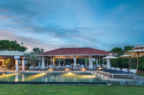 Hotel Ravana Garden