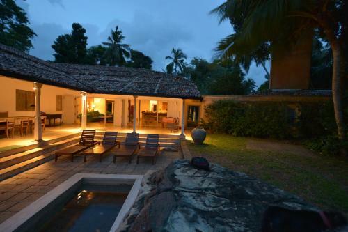 Crocodile Rock Villa