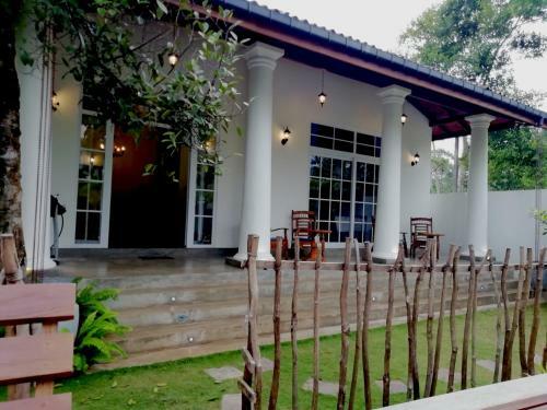 Pearl Villa Ahangama
