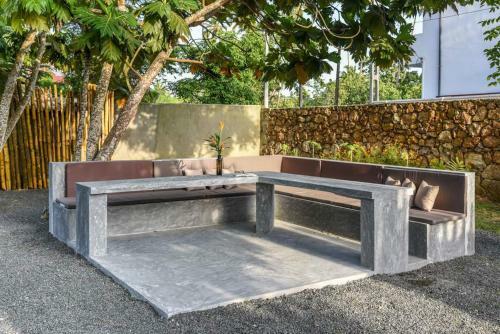 Oyo 382 Antique Ceylon Villa