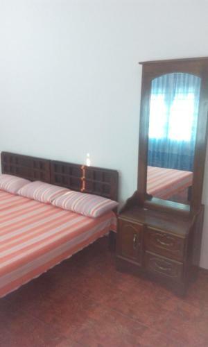 Hostal Beach Guest House Addalaichenai