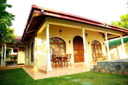 Bentota River Villa