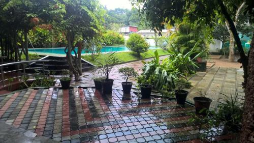 Holiday Inn Villa Kanneliya