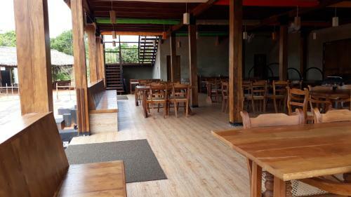 Hotel Wilpattu Nature Resort
