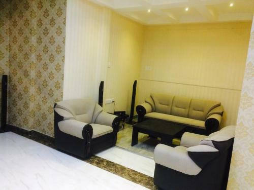 Sithumina City Hotel