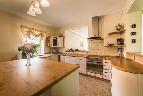 Hostal Karkl?s Villa - Prie J?ros