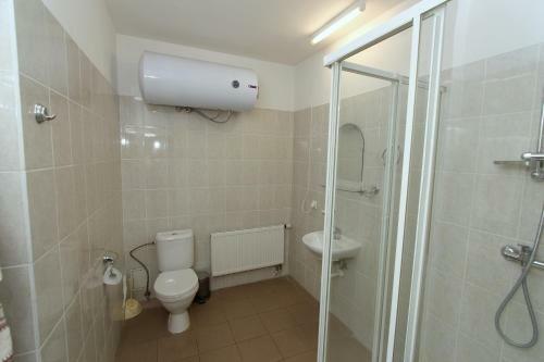 Hostal Achema Sve?i? Namai