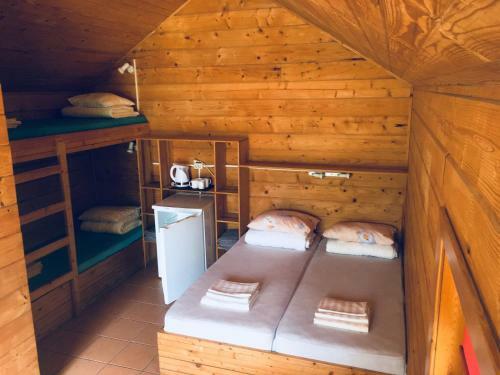 Agroturismo Kempingas "obuoli? Sala"