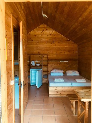 Agroturismo Kempingas "obuoli? Sala"