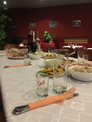 Tanagra Hotel
