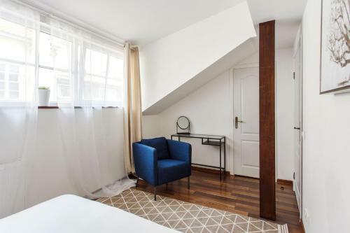 Lux Old Town Apartment
