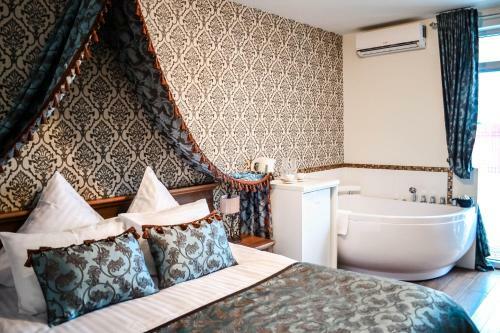 Hotel Radailiu Dvaras - Dinosaur Park