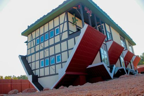 Hotel Radailiu Dvaras - Dinosaur Park